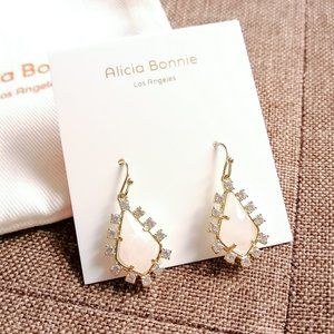 Alicia Bonnie Thetis Gold Earrings Rose Quartz